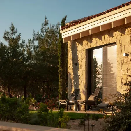 Keyurla Hotel *